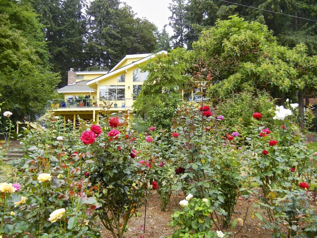 A Cascade View Bed and Breakfast | 13425 NE 27th St, Bellevue, WA 98005, USA | Phone: (425) 883-7078