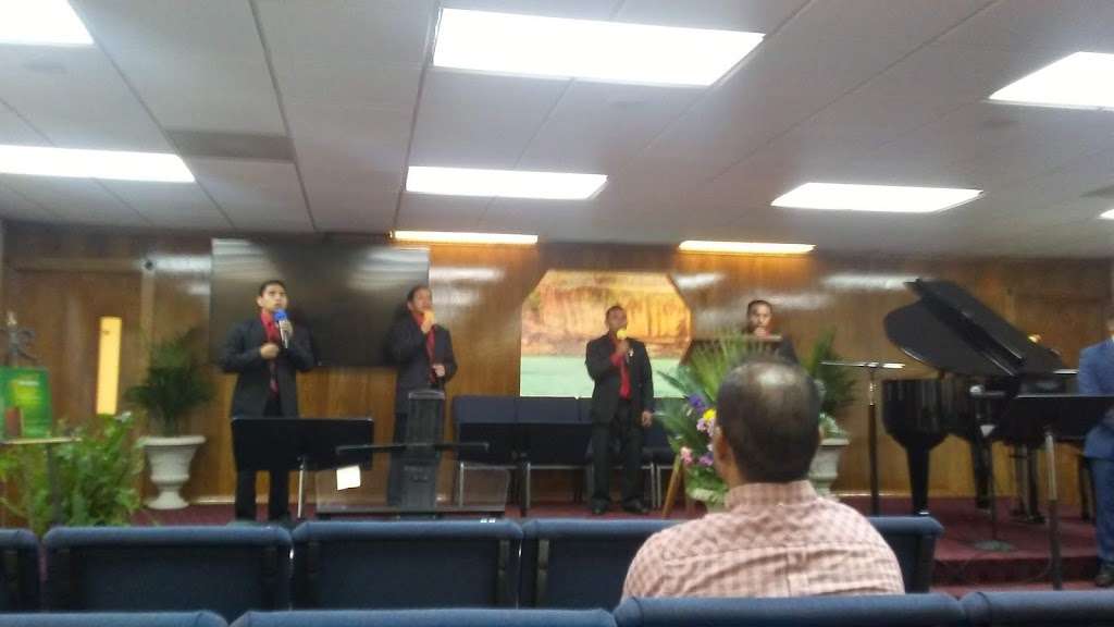 South Haven Seventh-day Adventist Spanish | 604 Minnesota St, South Houston, TX 77587, USA