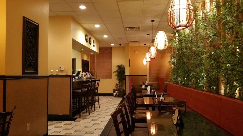 Asian Pearl Restaurant | 9532, 18138 W 119th St, Olathe, KS 66061 | Phone: (913) 541-8885