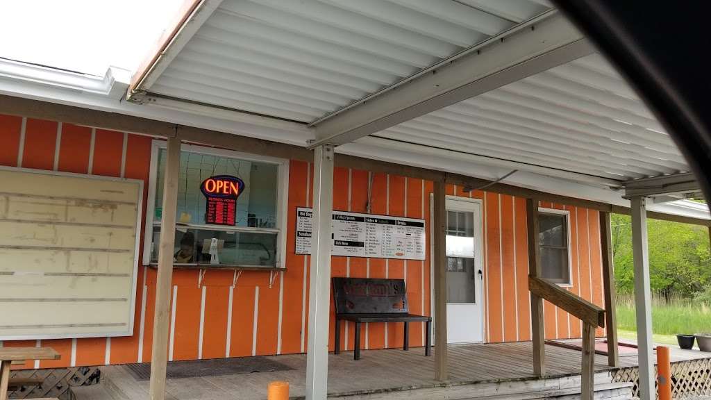 B & K Rootbeer | 511 Northwestern Ave, Monticello, IN 47960, USA | Phone: (574) 583-3844