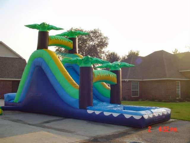 Jumping Jingle Moonwalks LLC | 522 E Sycamore St, Fresno, TX 77545 | Phone: (281) 431-8768