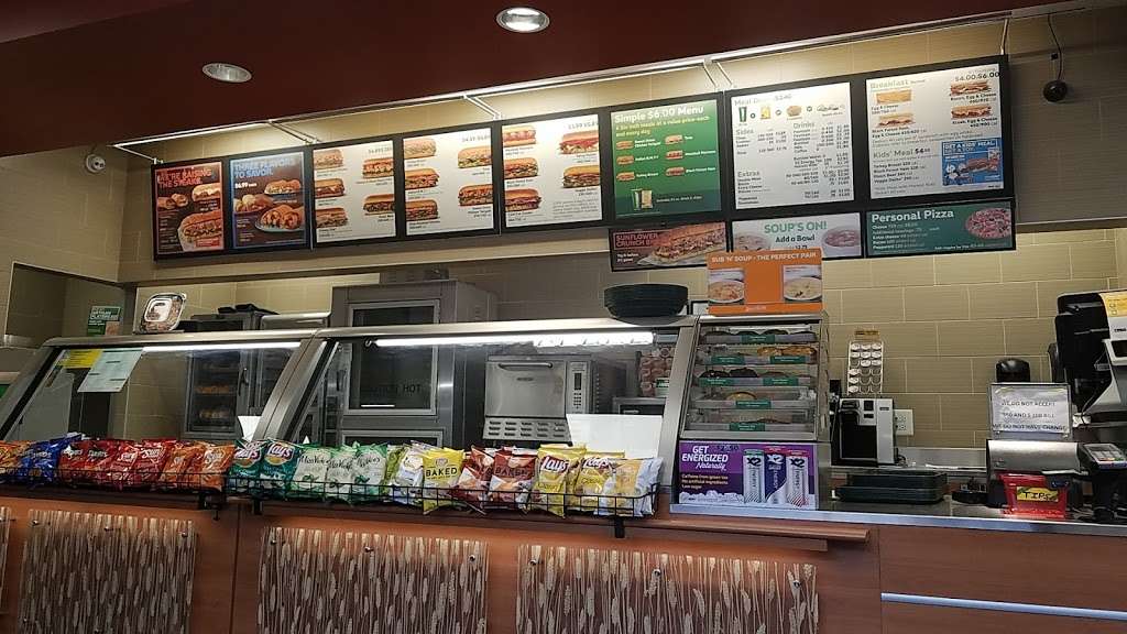 Subway | 3333 W Belmont Ave, Chicago, IL 60618, USA | Phone: (773) 478-8382