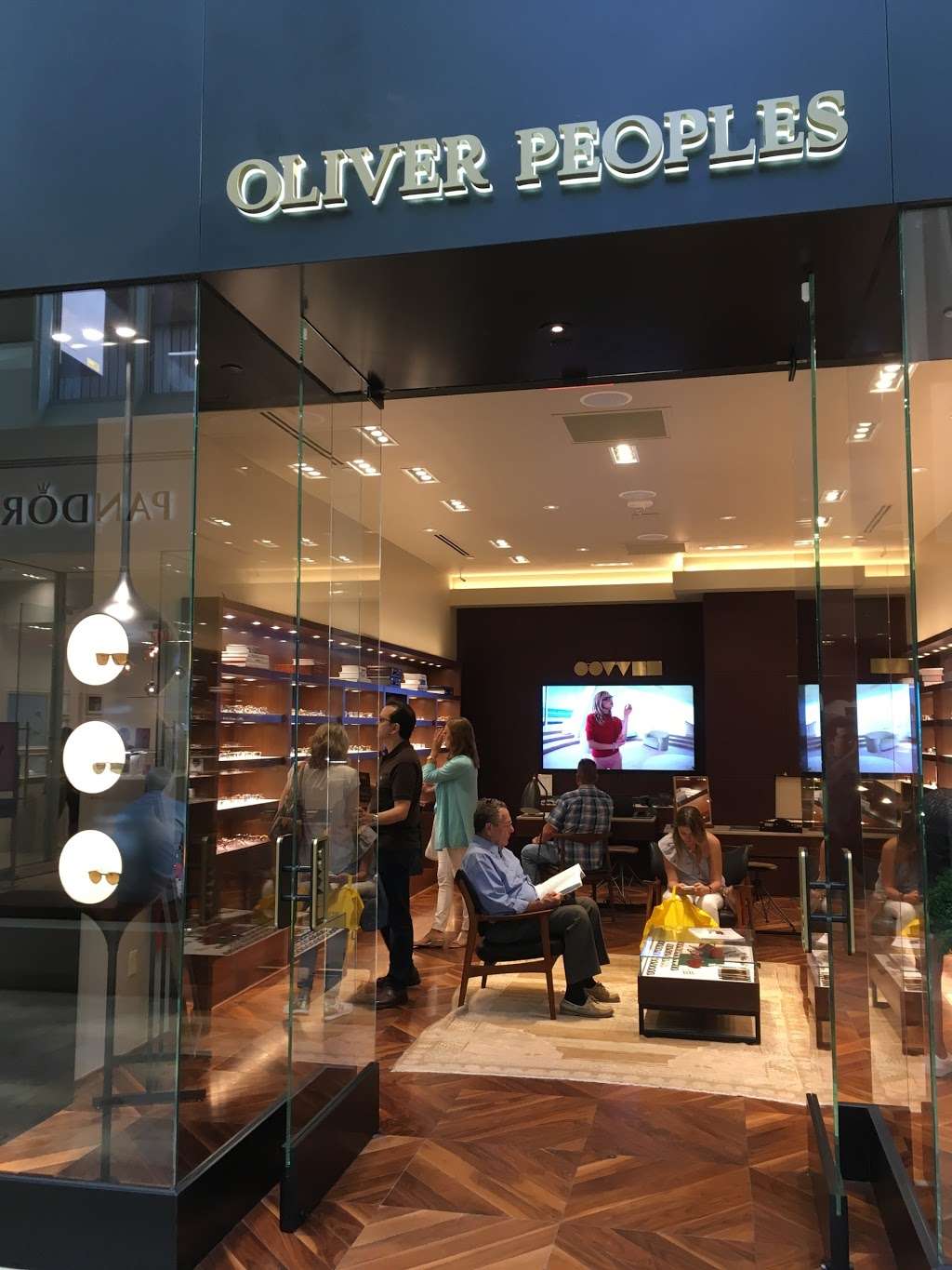 Oliver Peoples | 800 Boylston St Space 168, Boston, MA 02199, USA | Phone: (617) 587-9845