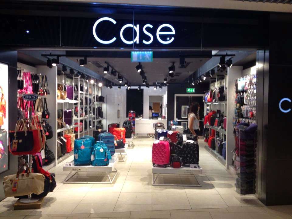 Case | Airport Way, Horley, Gatwick RH6 0NP, UK | Phone: 01293 502020