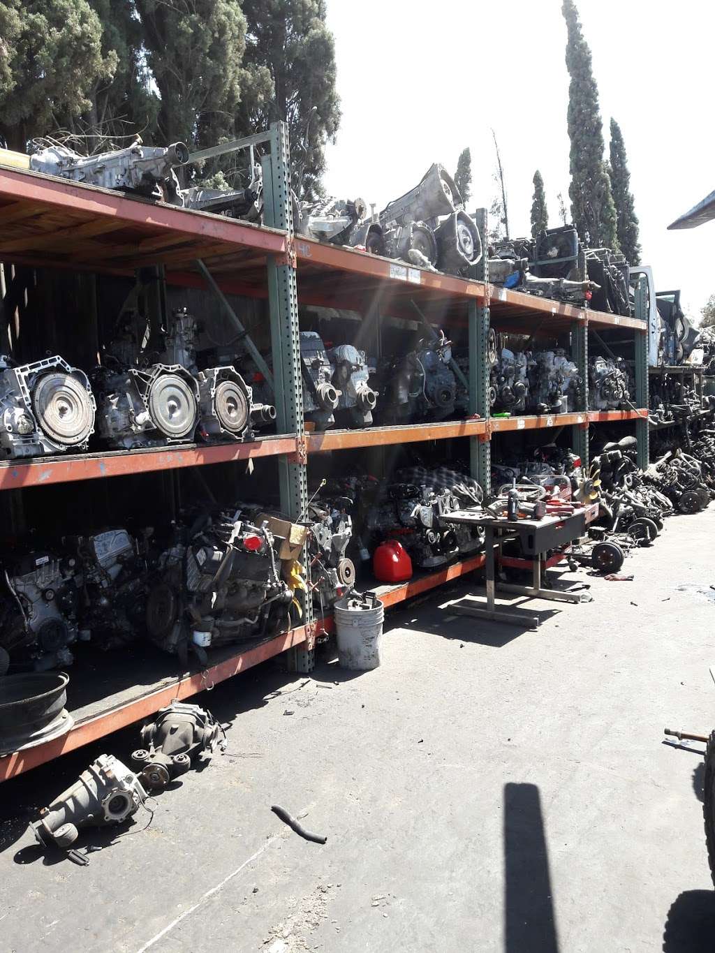 A&B Auto Salvage | 1034 East Cesar E Chavez Avenue, Los Angeles, CA 90033, USA | Phone: (323) 221-2400