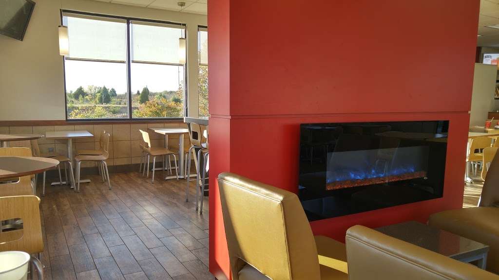 Wendys | 10203 Woodland Rd, Lenexa, KS 66220 | Phone: (913) 254-1765