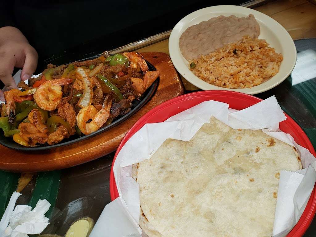 Antojitos Mexicanos La Ribera | 4773 Tyler St, Riverside, CA 92503, USA | Phone: (951) 353-1852