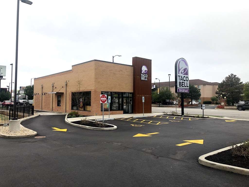 Taco Bell | 6631 S Cicero Ave, Chicago, IL 60638, USA | Phone: (773) 498-2642