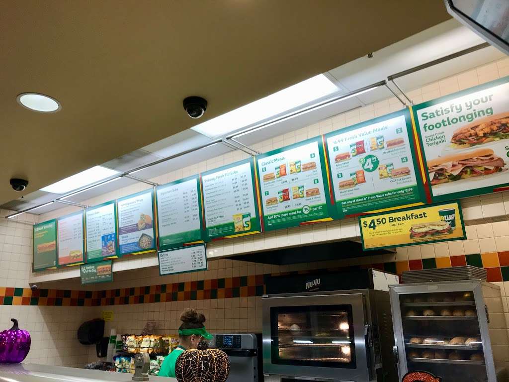 Subway Restaurants | 14264 Valley Blvd, Fontana, CA 92335 | Phone: (909) 854-0692