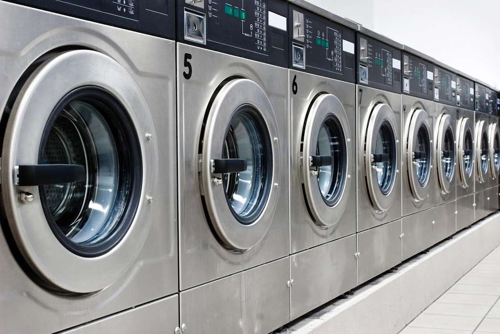 VIP Coin Laundry | Chula Vista Laundromat | 15 Naples St, Chula Vista, CA 91911, USA | Phone: (619) 678-8933