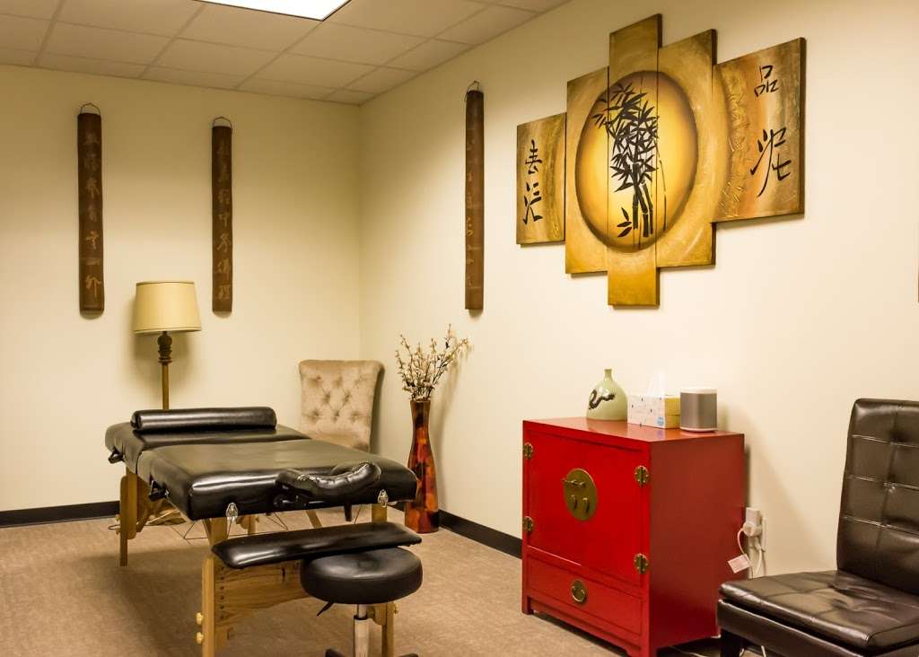 Heaven and Earth Acupuncture and Wellness | 17040 W Greenfield Ave #6, Brookfield, WI 53005 | Phone: (262) 439-8655