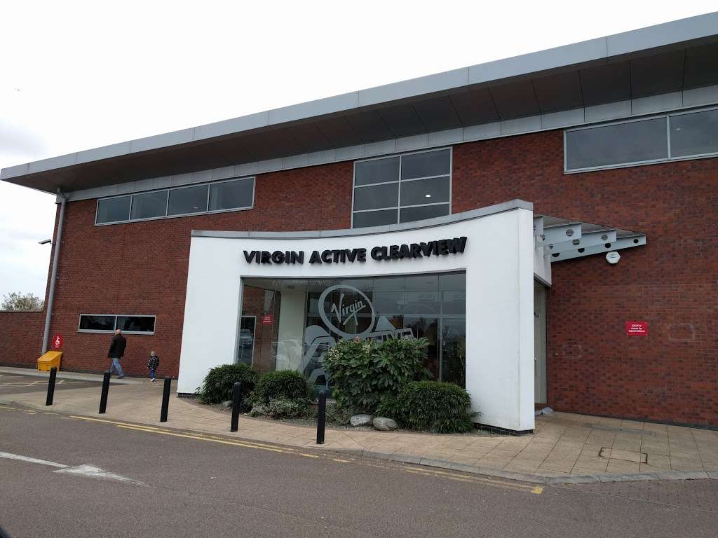 Virgin Active | The Clearview Health & Racquets Club, Little Warley Hall Ln, West Horndon, Brentwood CM13 3EN, UK | Phone: 01277 815640