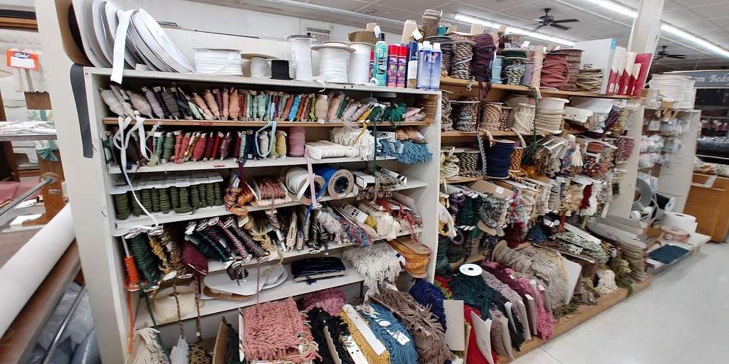 A Sewing Outlet | 121 N Main St, Federalsburg, MD 21632, USA | Phone: (410) 754-8961