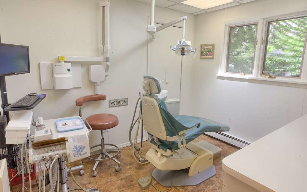 Bay Dental Health | 1579 Brentwood Rd, Bay Shore, NY 11706, USA | Phone: (631) 665-8484