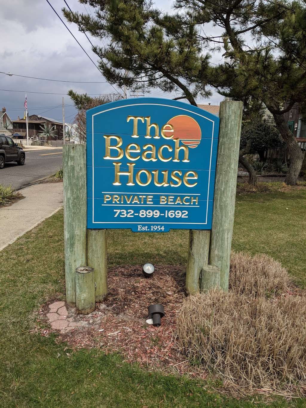 Point Beach House | 1412 Ocean Ave, Point Pleasant Beach, NJ 08742 | Phone: (732) 899-1692