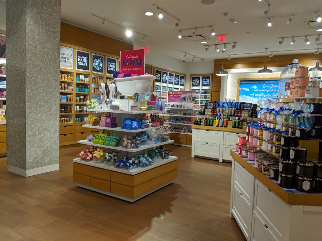 Bath & Body Works | 189 Crocker Park Blvd, Westlake, OH 44145, USA | Phone: (440) 250-8790