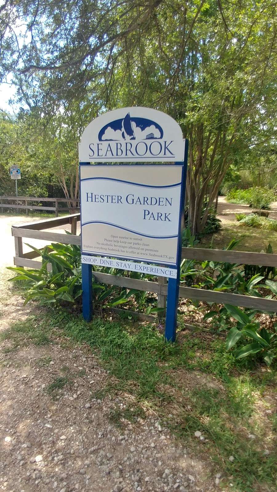 Hester Garden Park | 3029 Todville Rd, Seabrook, TX 77586 | Phone: (281) 474-3883