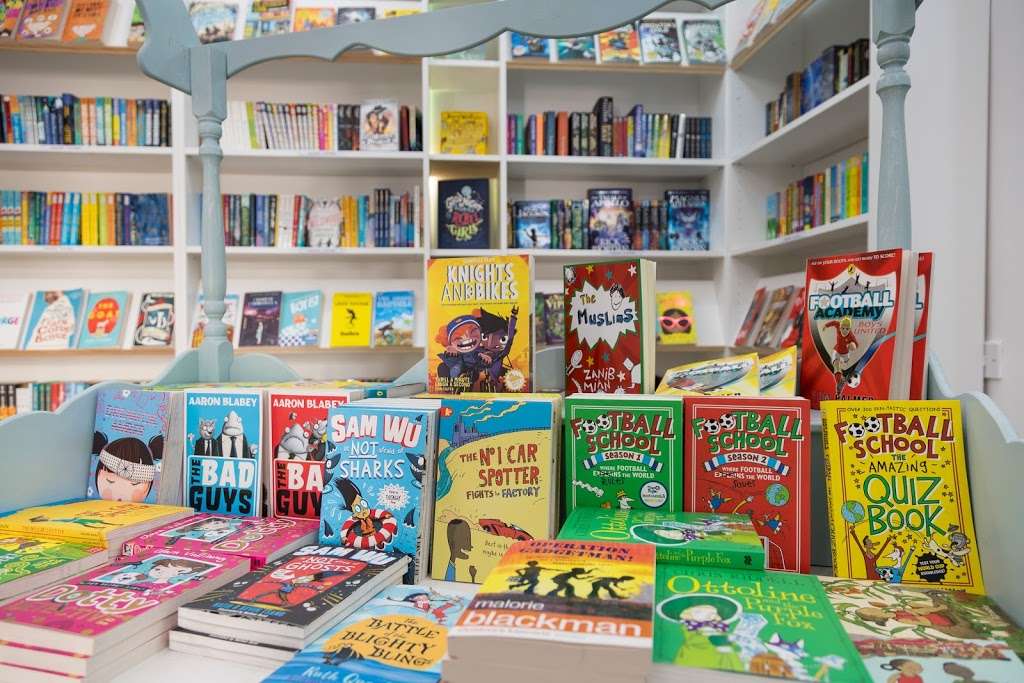 Moon Lane Books | 300 Stanstead Rd, London SE23 1DE, UK | Phone: 020 3489 7030