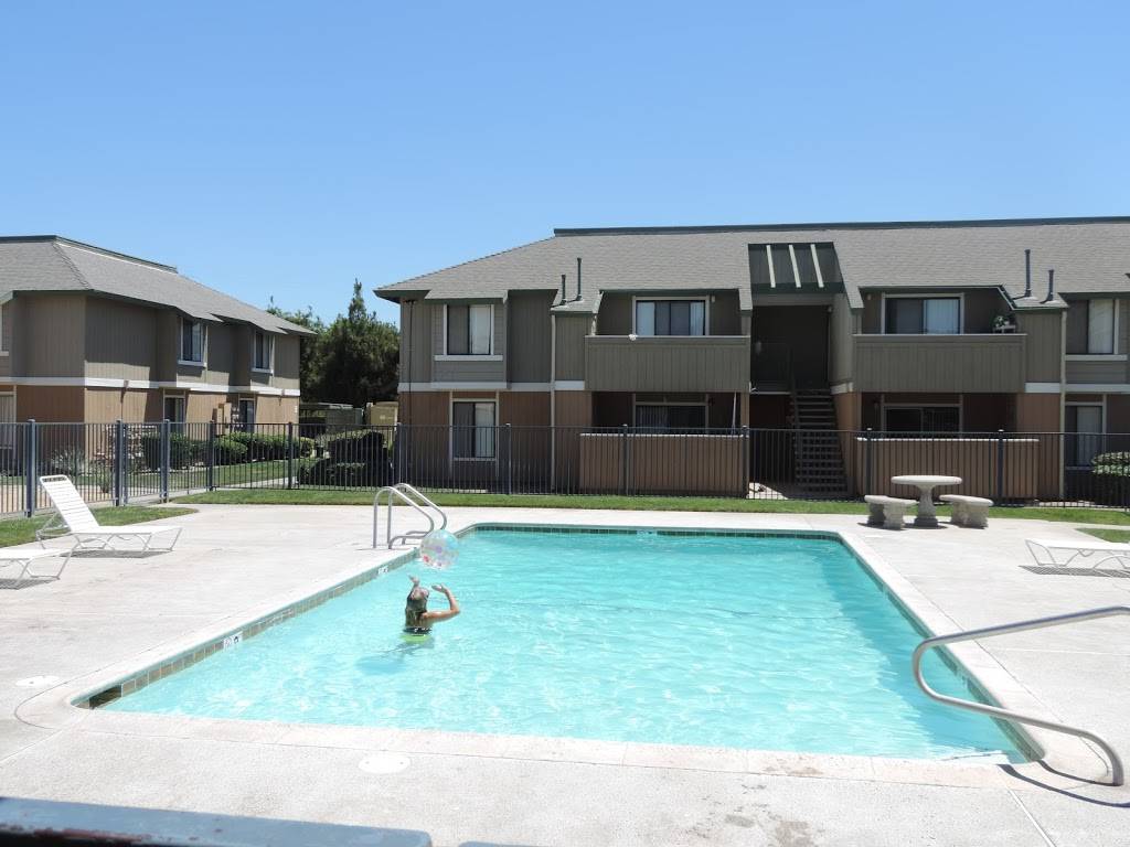 Pinewood Place Apartments | 5226 E Olive Ave, Fresno, CA 93727, USA | Phone: (559) 255-5226