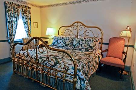 The Parsonage Inn | 210 N Talbot St, St Michaels, MD 21663, USA | Phone: (410) 745-8383