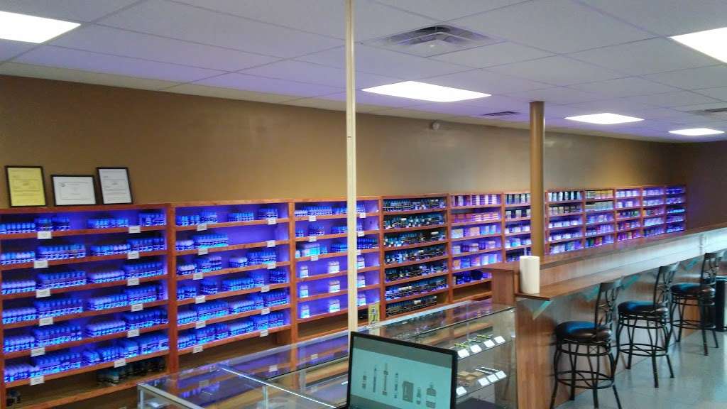 Vapor Maven | 7933 State Ave suite 104, Kansas City, KS 66112 | Phone: (913) 608-5811