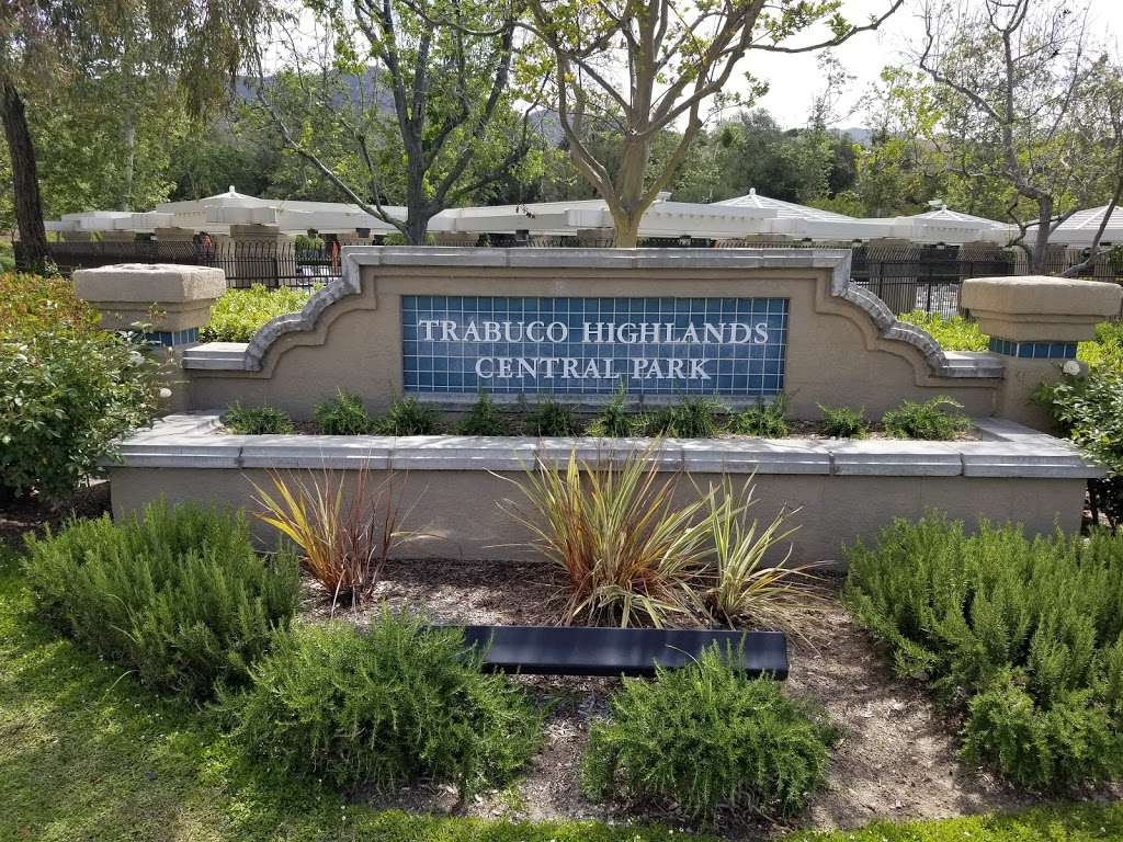 Trabuco Highlands Central Park | –32332 United States, 32248 Robinson Ranch Rd, Trabuco Canyon, CA 92679
