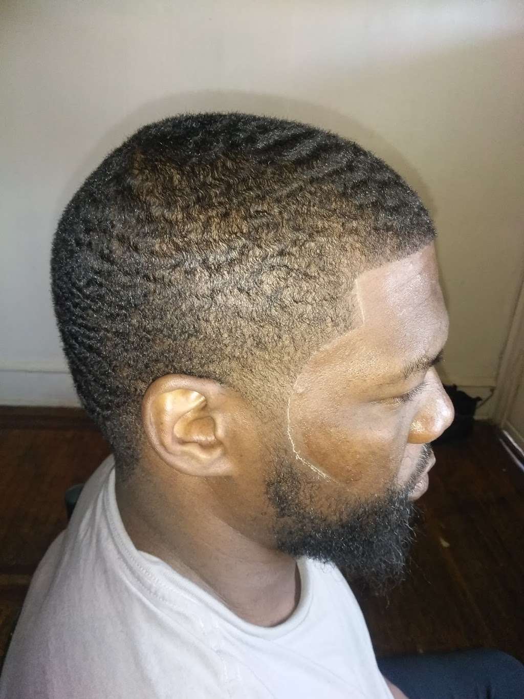 Traveling Barber Shop, Inc. | 6 West Main Street - First Floor, Norristown, PA 19401 | Phone: (610) 277-7800