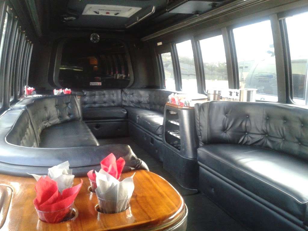 Long Island Party Bus | 31 W 3rd St, Freeport, NY 11520, USA | Phone: (516) 546-6287