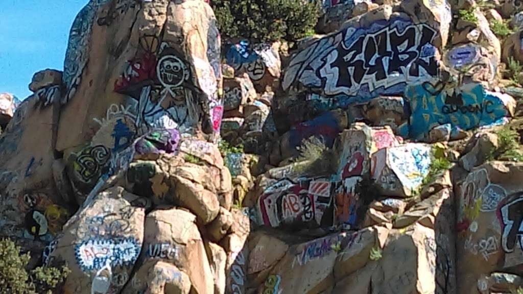 Grafitti Falls | Gnatcatcher Ct, Riverside, CA 92503, USA