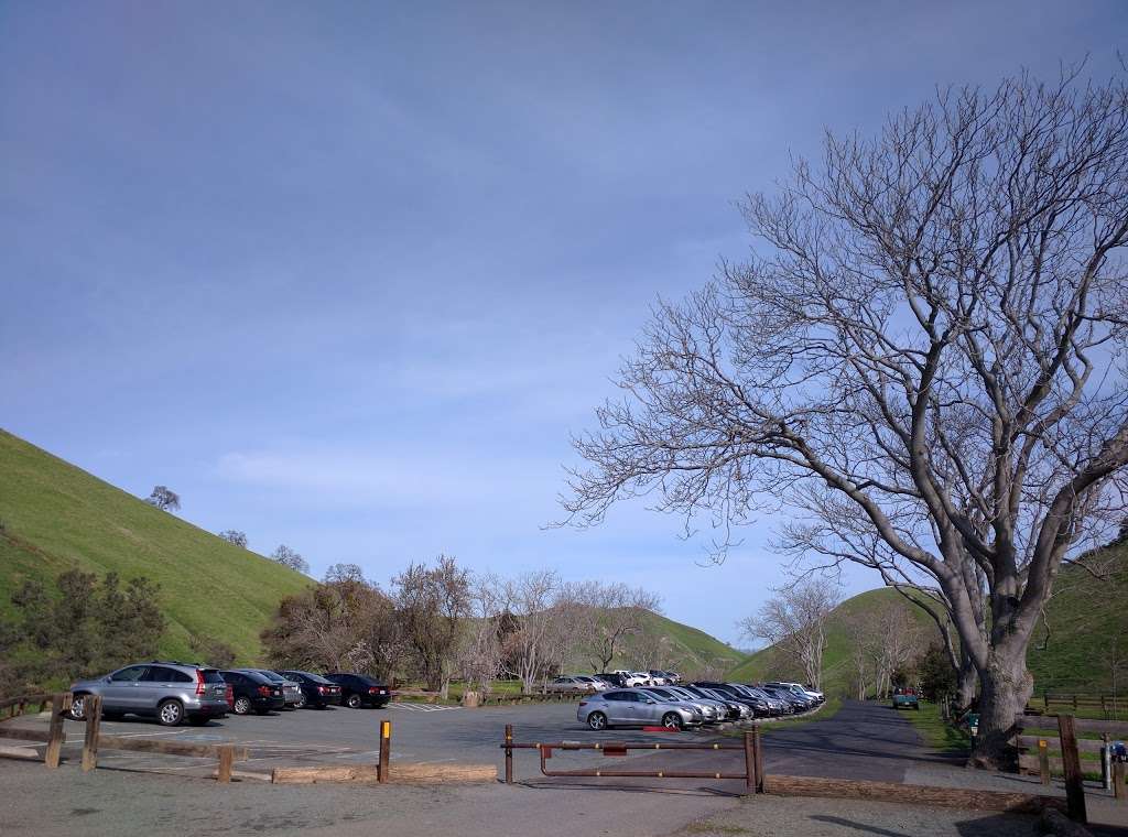 Somersville Staging Area, Black Diamond Mines Regional Preserve | Somersville Rd, Pittsburg, CA 94565, USA | Phone: (510) 544-2750