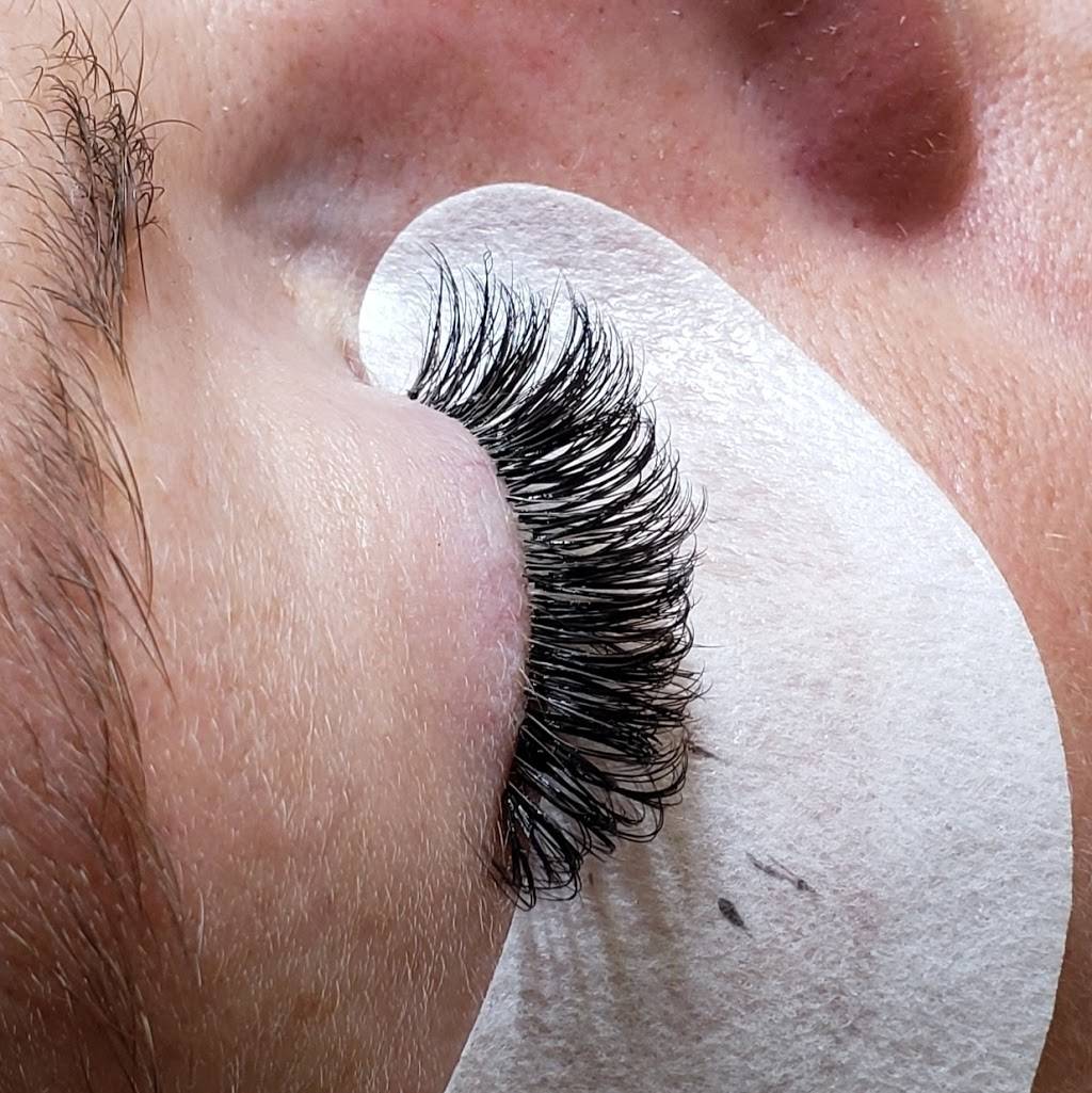 Eyelash And Skin Boutique | 12990 Walsingham Rd, Largo, FL 33774, USA | Phone: (727) 641-0170