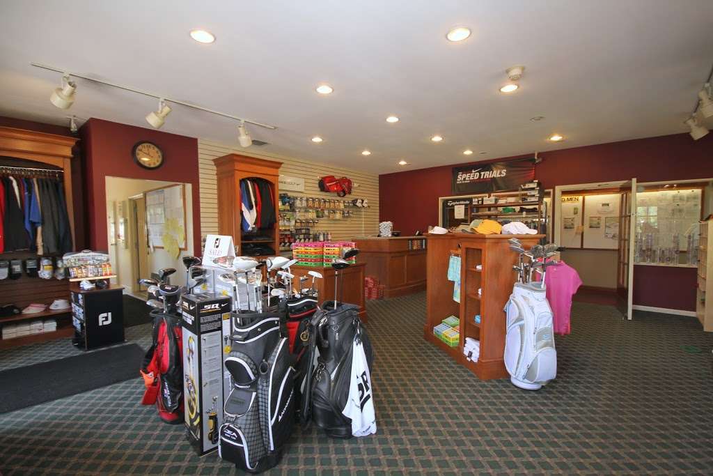 Deerpath Golf Course | 500 Deerpath, Lake Forest, IL 60045, USA | Phone: (847) 810-3888