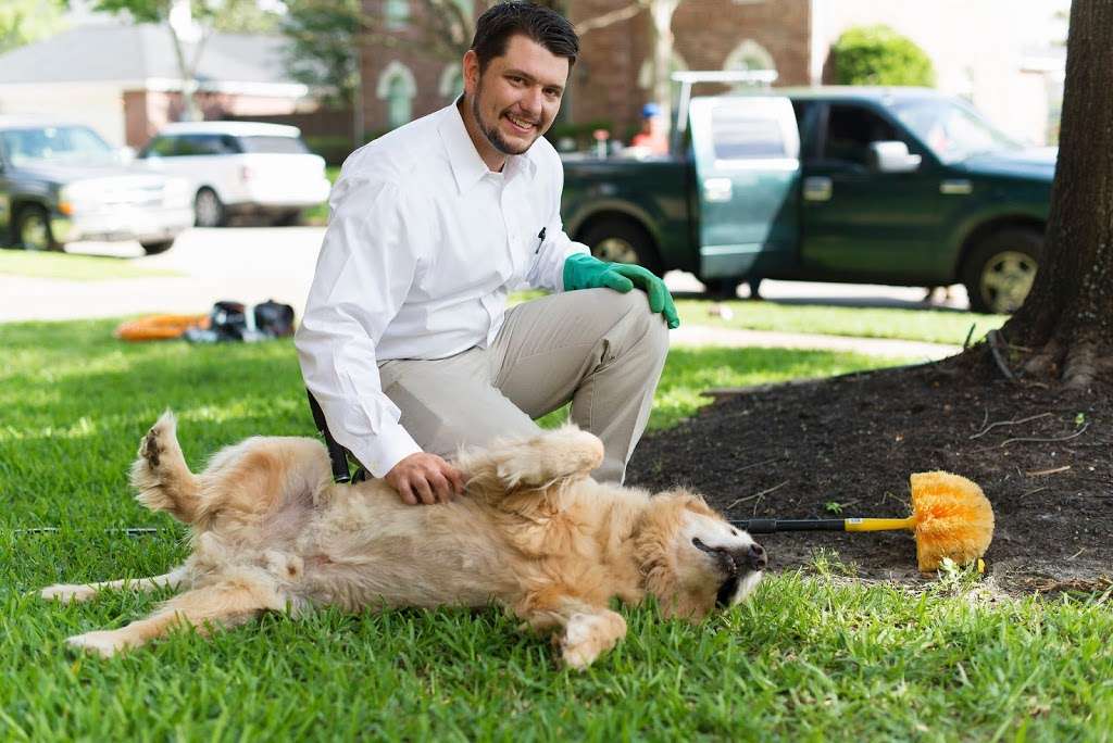 Chem Free Organic Pest Control Houston, TX | 5415 Theall Rd, Houston, TX 77066, USA | Phone: (281) 640-7600