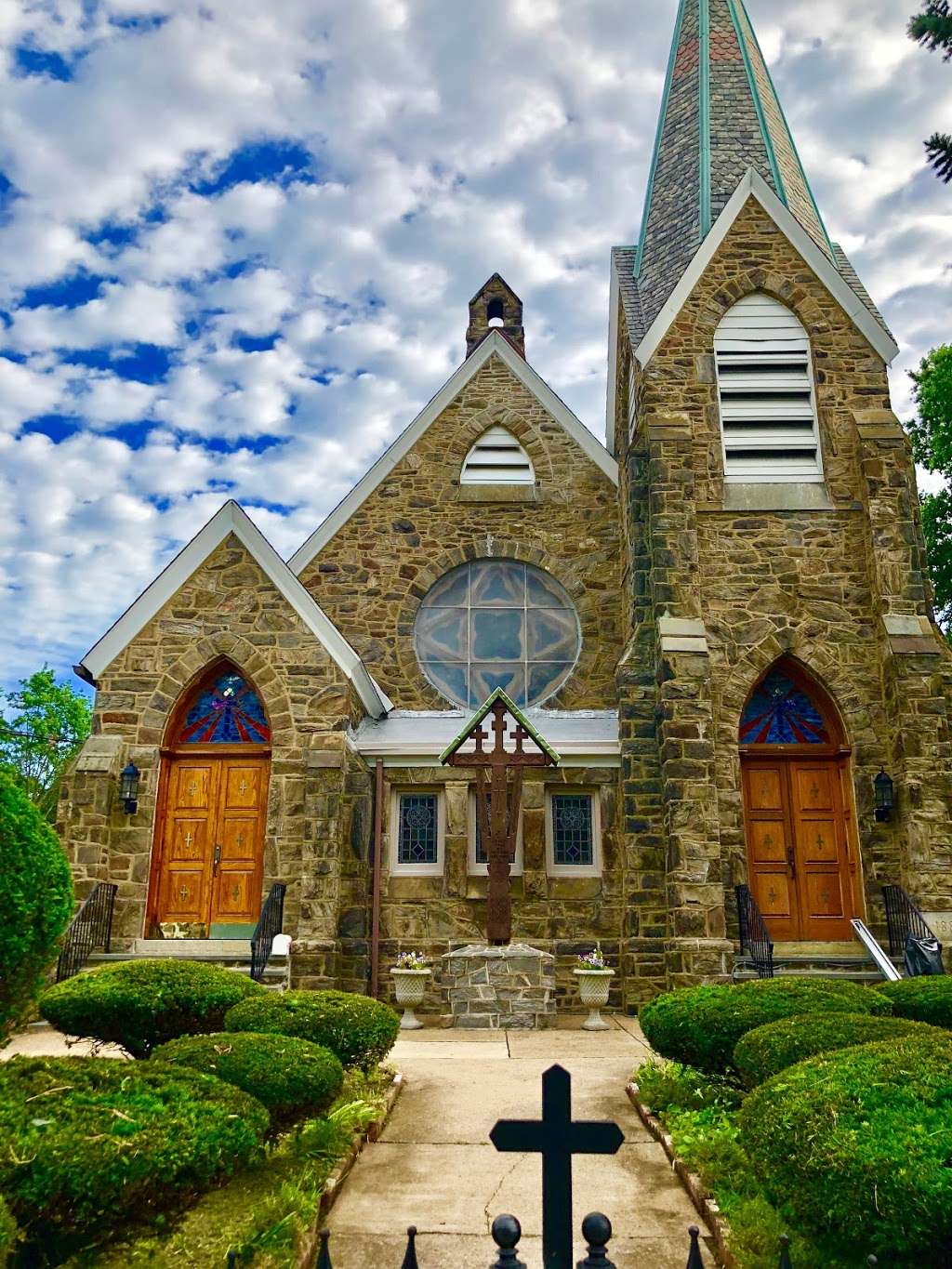 Descent of Holy Spirit Orthodox Church | 1323 Ashbourne Rd, Elkins Park, PA 19027, USA | Phone: (215) 635-3720