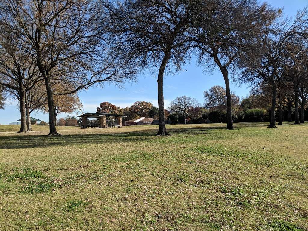 Yale Park | Richardson, TX 75081, USA