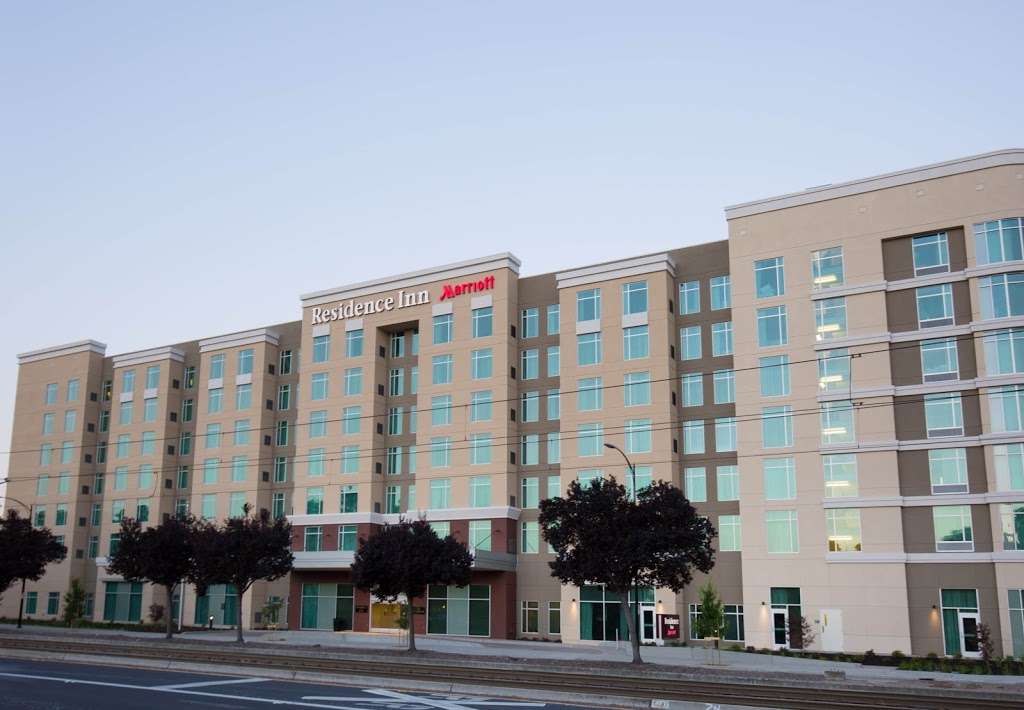 Residence Inn by Marriott San Jose Airport | 10 Skyport Dr, San Jose, CA 95110, USA | Phone: (408) 650-0580