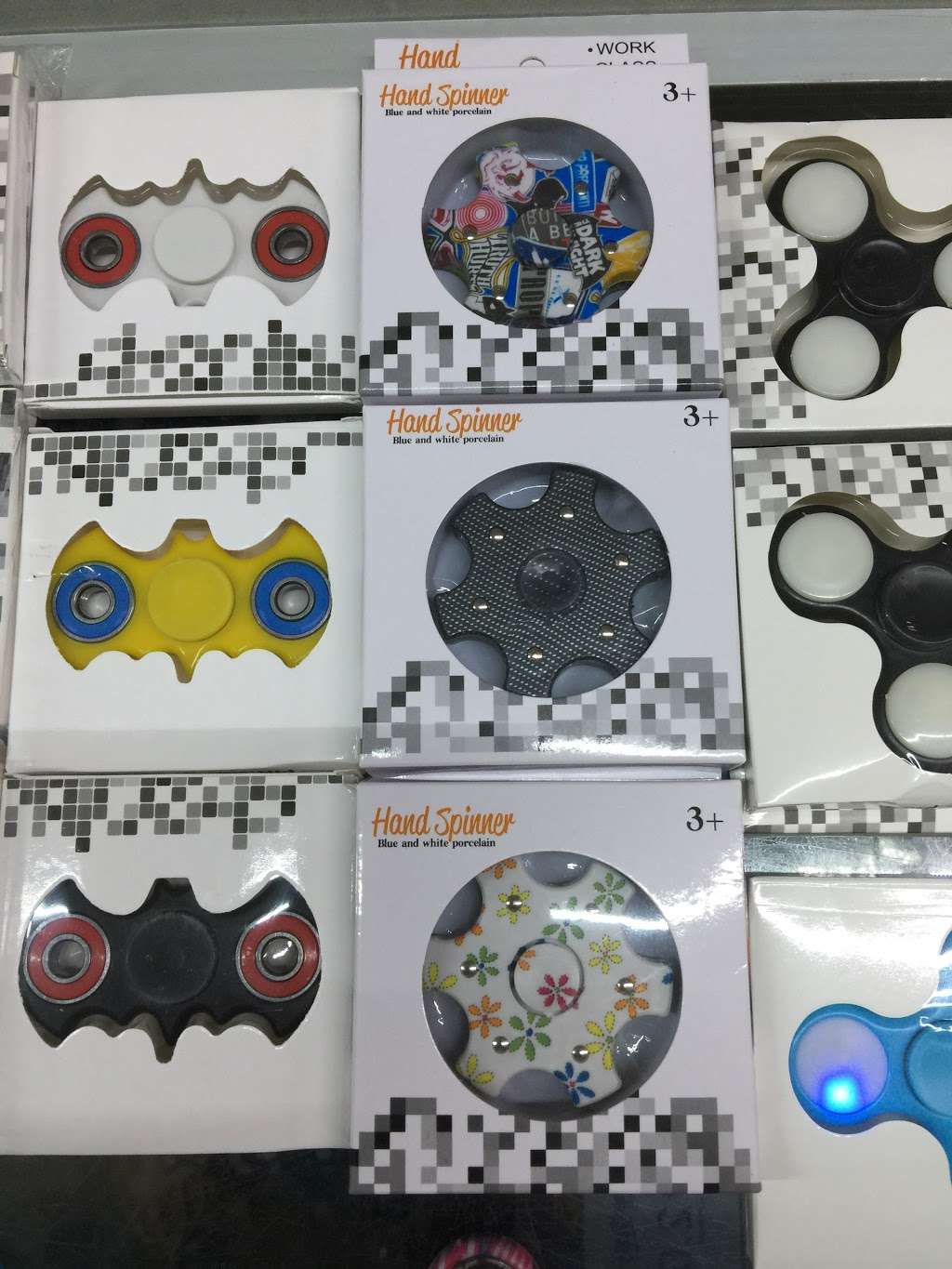 Fidget spinner Blue | 6392 Babcock Rd, San Antonio, TX 78240, USA | Phone: (210) 744-3018