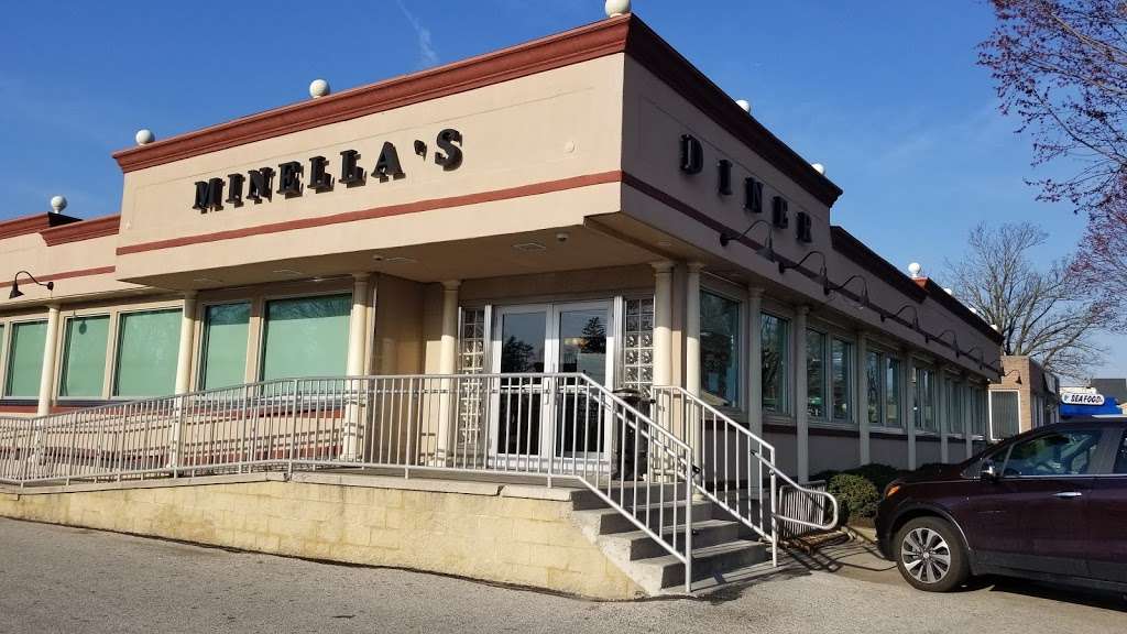 Minella’s Diner | 320 Lancaster Ave, Wayne, PA 19087, USA | Phone: (610) 687-1575