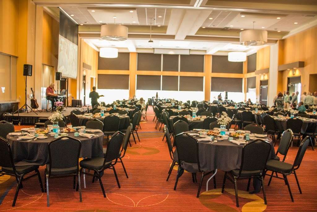 The View at Briarcliff Event Space | 4000 N Mulberry Dr, Kansas City, MO 64116, USA | Phone: (816) 841-2361