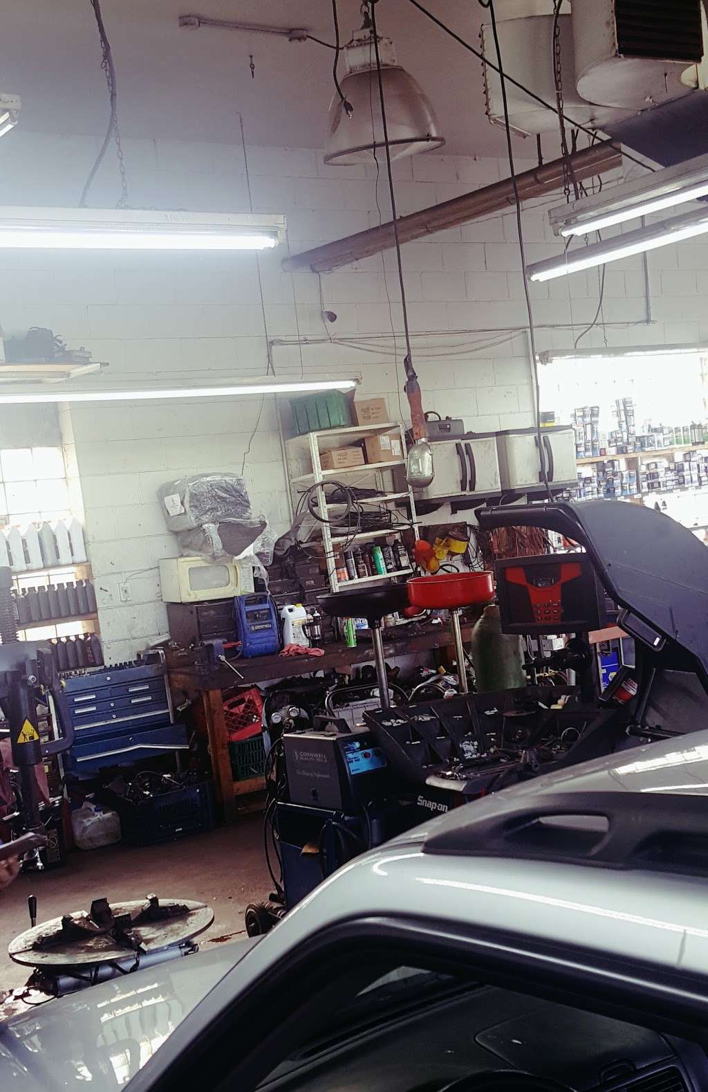 Tech Way Auto Service | 4004 S Kinnickinnic Ave, St Francis, WI 53235, USA | Phone: (414) 489-0500