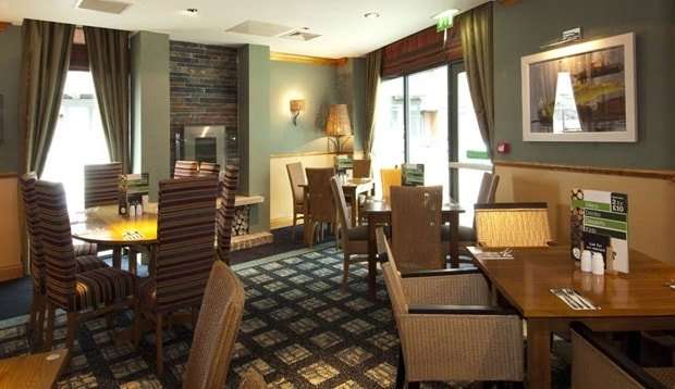 Premier Inn Thurrock East | Fleming Road, Unicorn Estate, Chafford Hundred, Grays RM16 6YJ, UK | Phone: 0871 527 9092