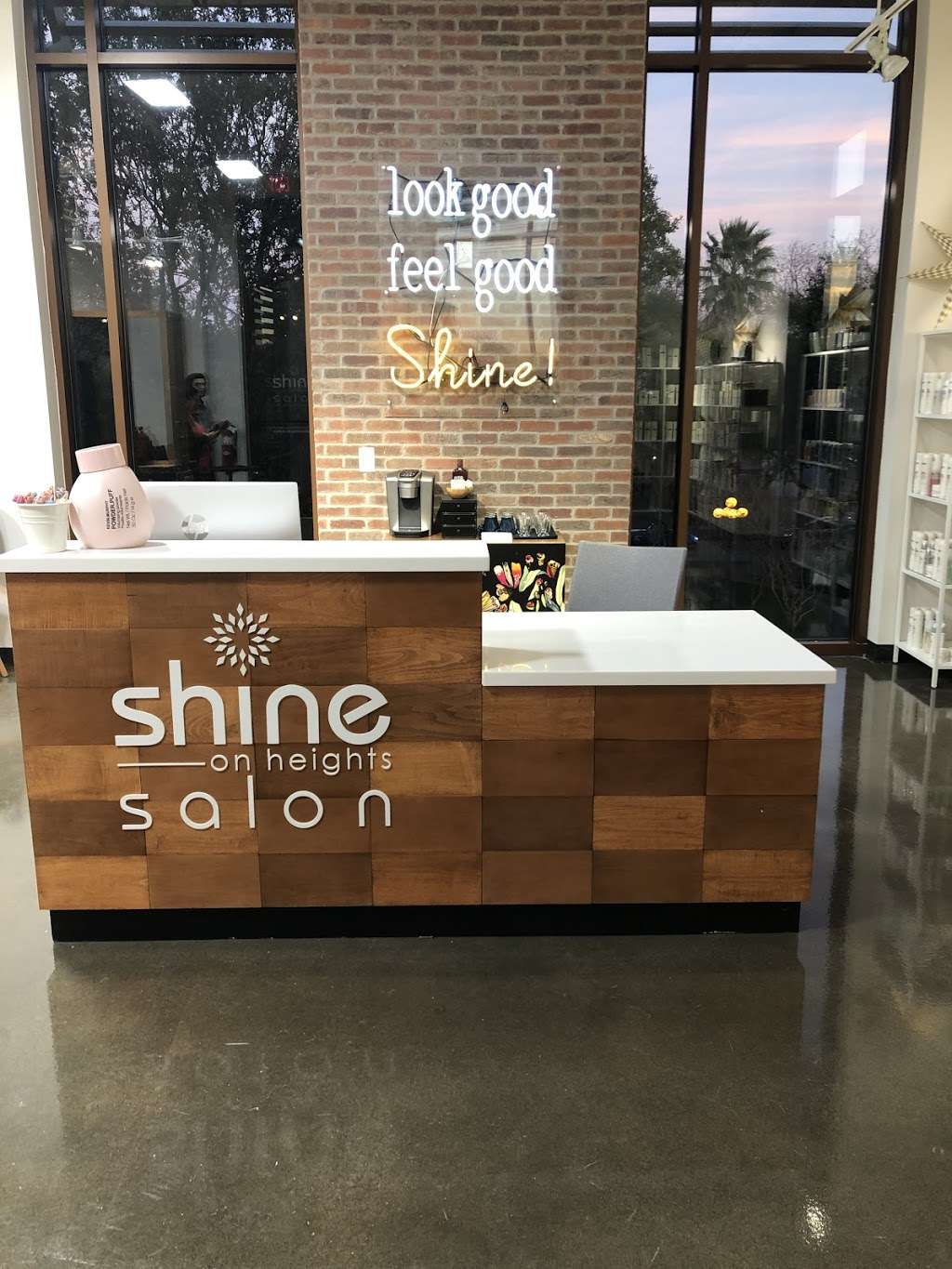 Shine On Heights Salon | 1051 Heights Blvd Suite 290, Houston, TX 77008 | Phone: (346) 335-8449