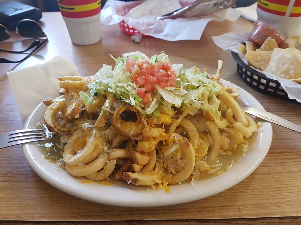 Twisters Burgers and Burritos | 4275 Isleta Blvd SW, Albuquerque, NM 87105 | Phone: (505) 877-2727