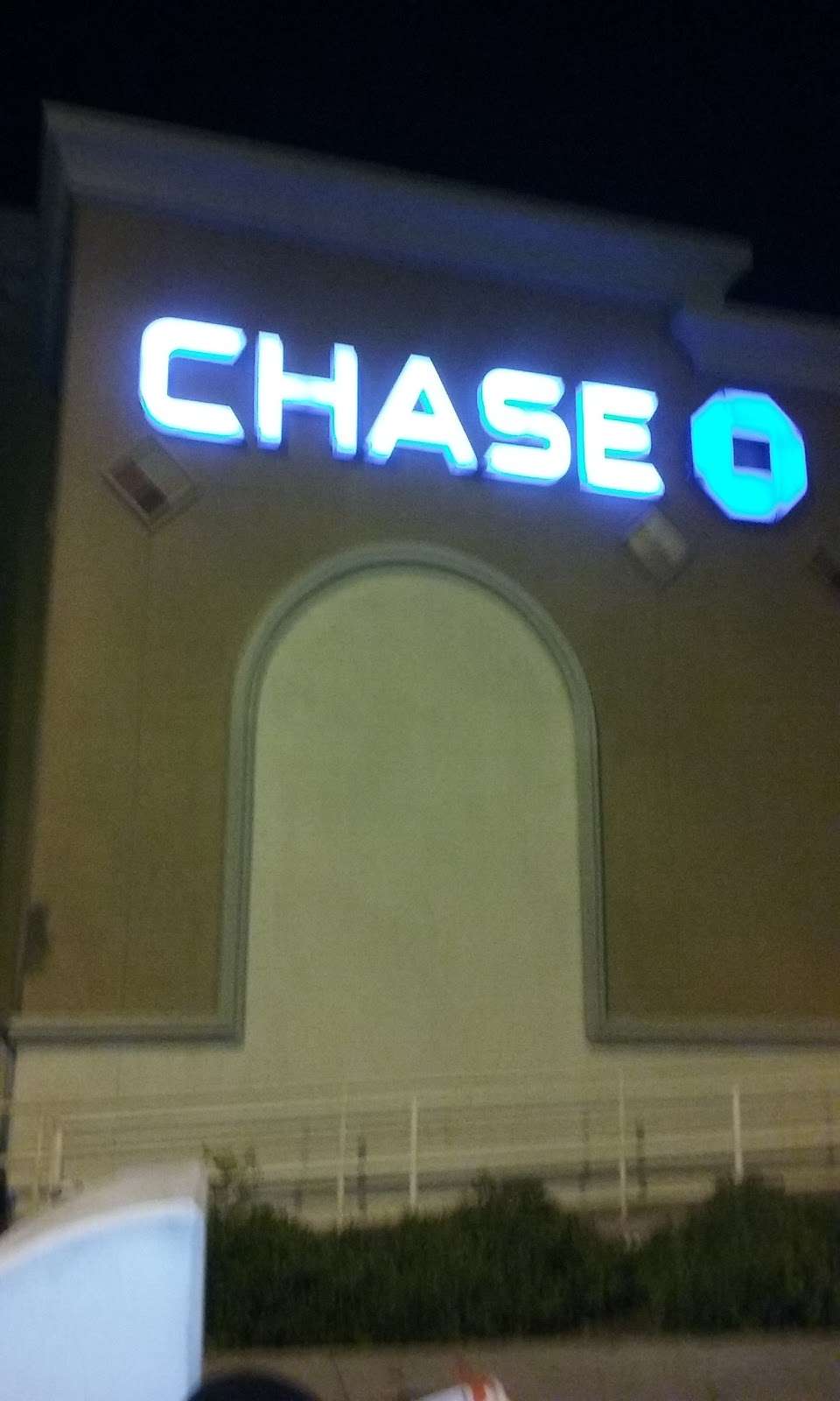 Chase Bank | 2121 W Main St, Alhambra, CA 91801, USA | Phone: (626) 289-3244