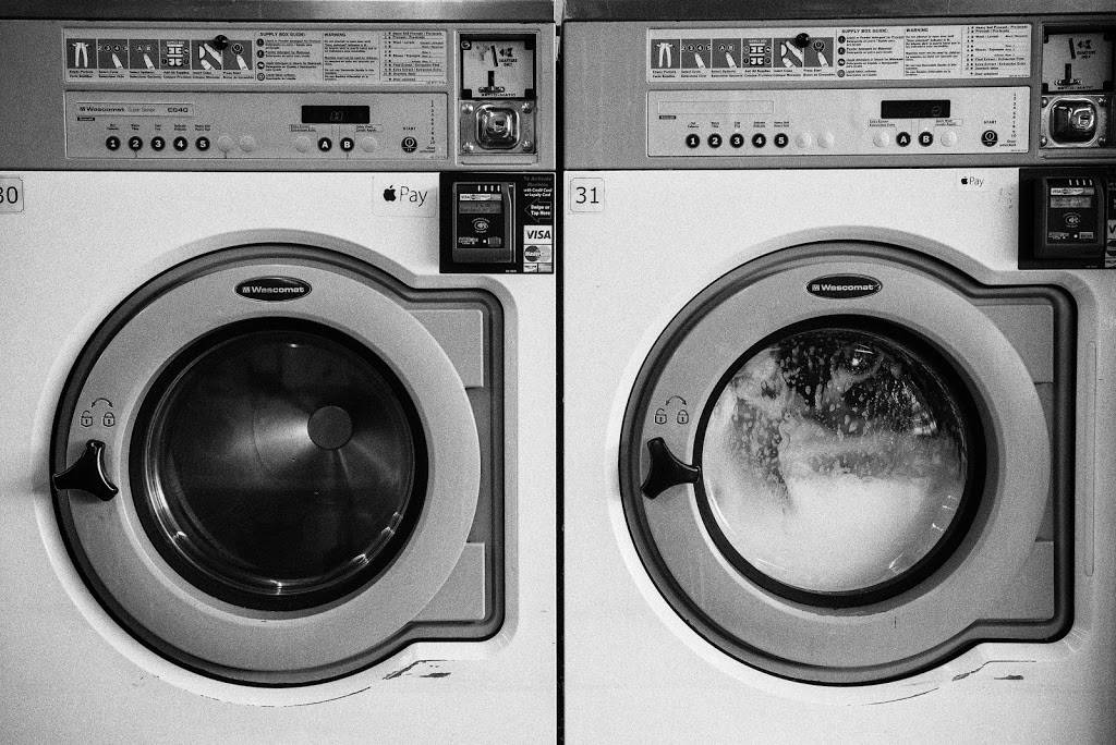 EZ WASH N DRY - Laundromat in Arlington TX | 2345 S Cooper St, Arlington, TX 76015, USA | Phone: (817) 617-2112