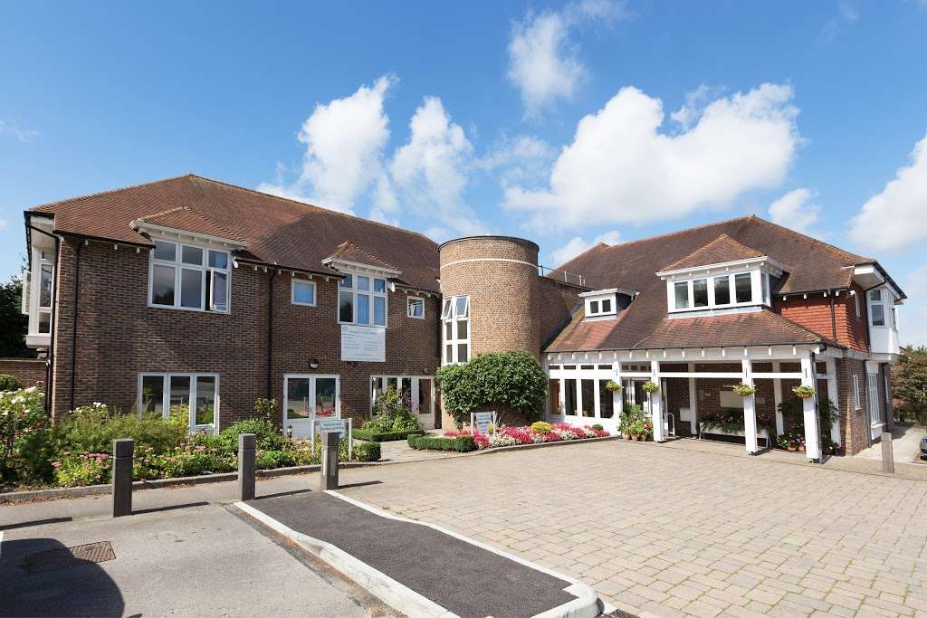 Hospice in the Weald | Maidstone Rd, Pembury, Tunbridge Wells TN2 4TA, UK | Phone: 01892 820500