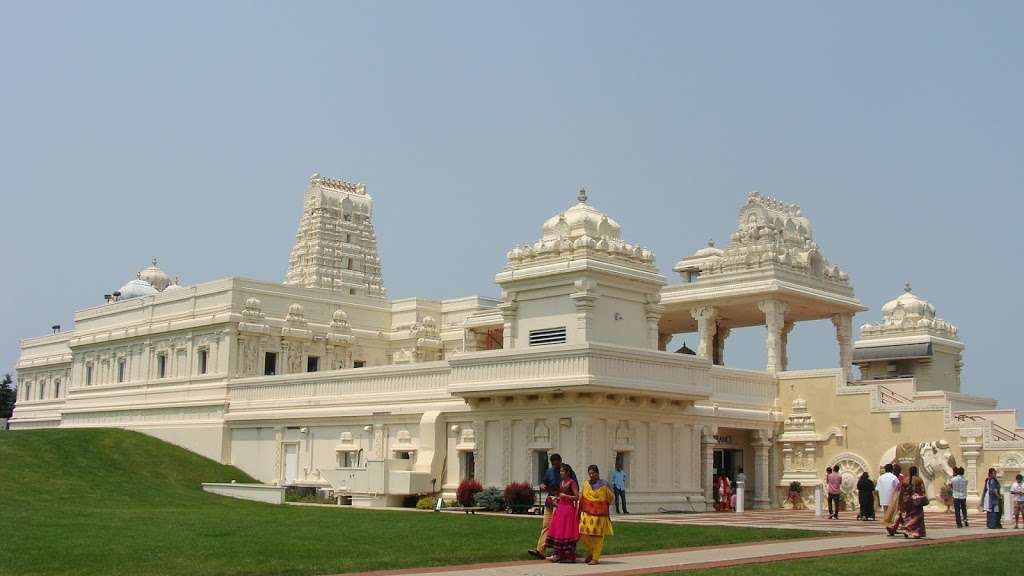 Sri Venkateswara Swami (Balaji) Temple, 1145 Sullivan Rd, Aurora, IL 60506