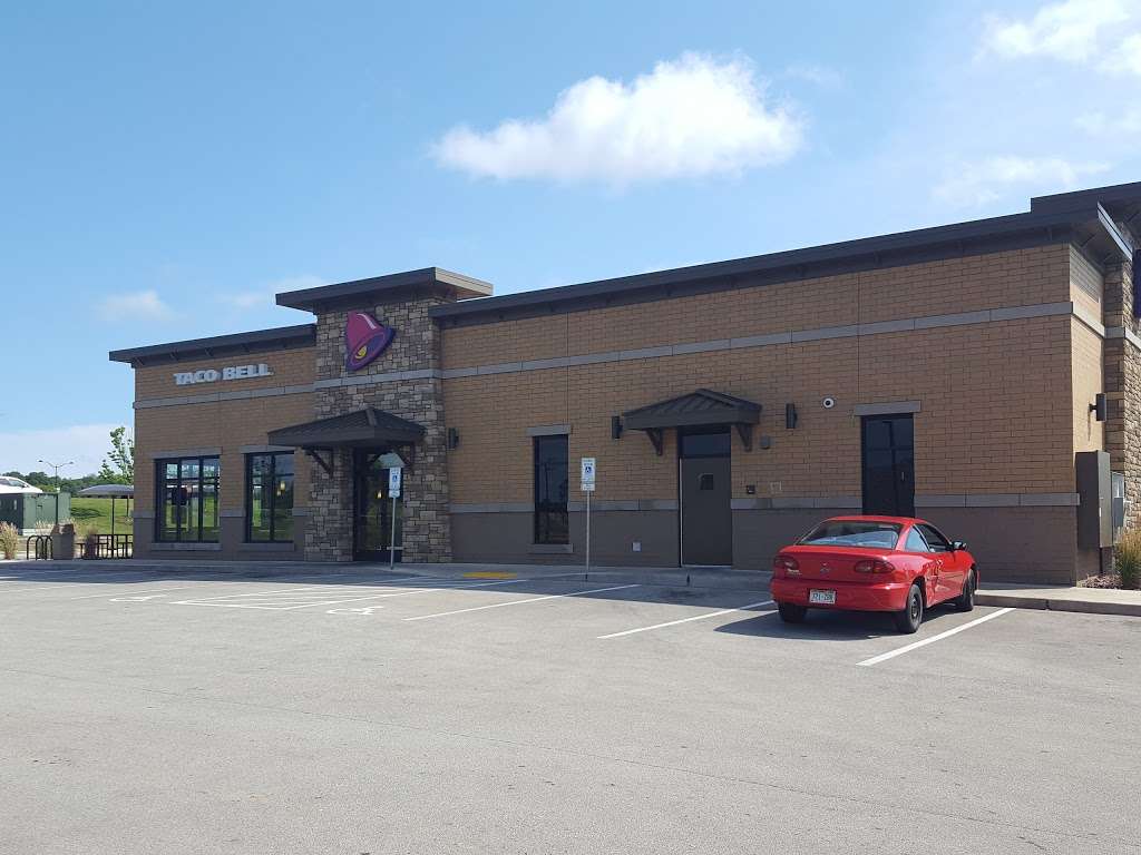 Taco Bell | S69W15615 W Janesville Rd, Muskego, WI 53150 | Phone: (414) 422-0276