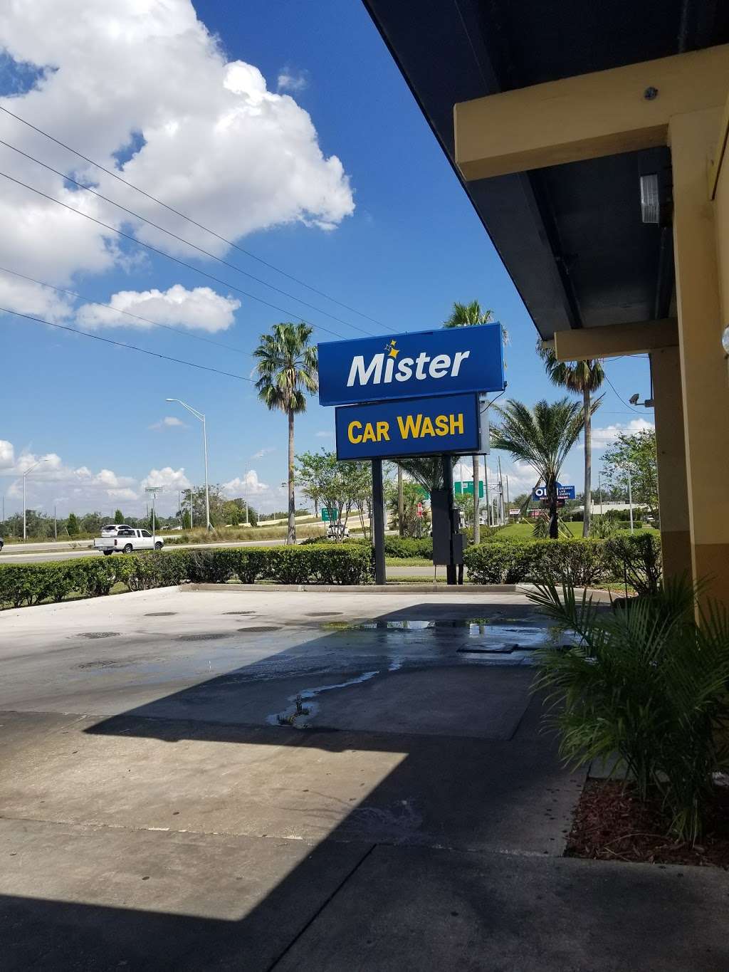 Mister Car Wash | 6501 S US Hwy 17 92, Casselberry, FL 32730 | Phone: (407) 260-0335