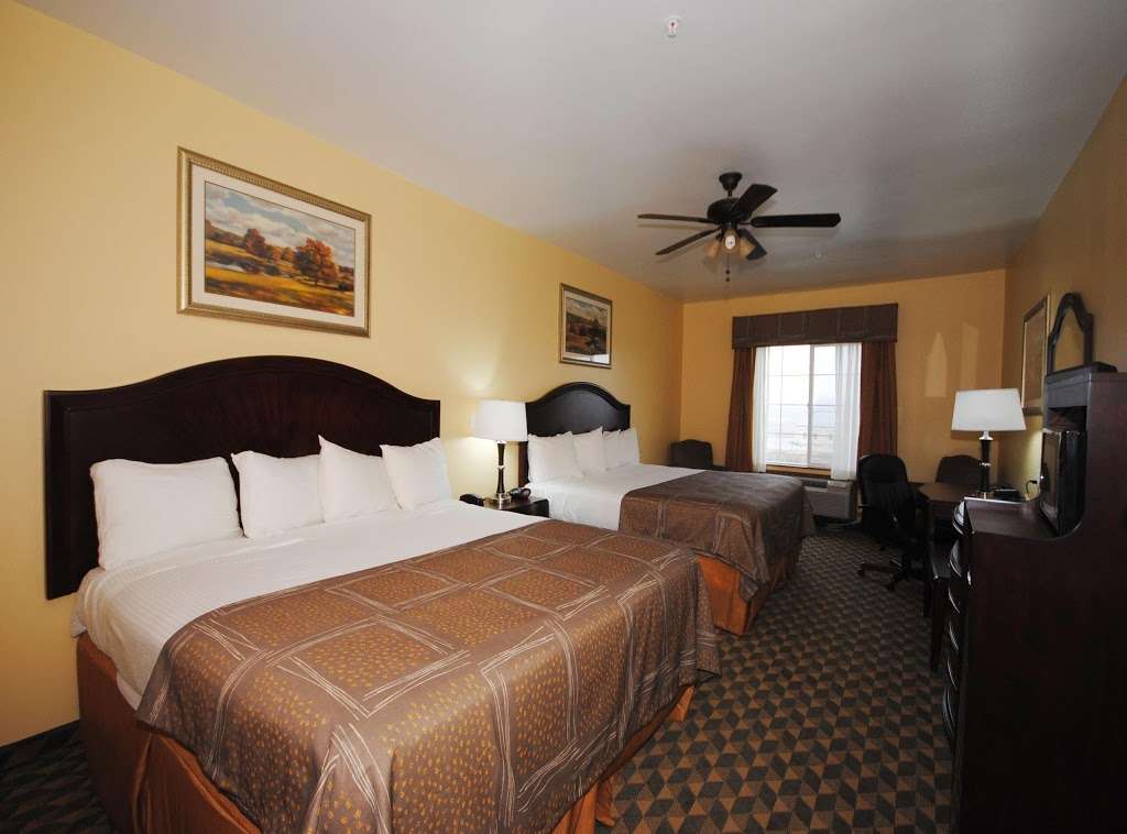 Best Western Plus Manvel Inn & Suites | 19301 Hwy 6, Manvel, TX 77578, USA | Phone: (281) 489-2266